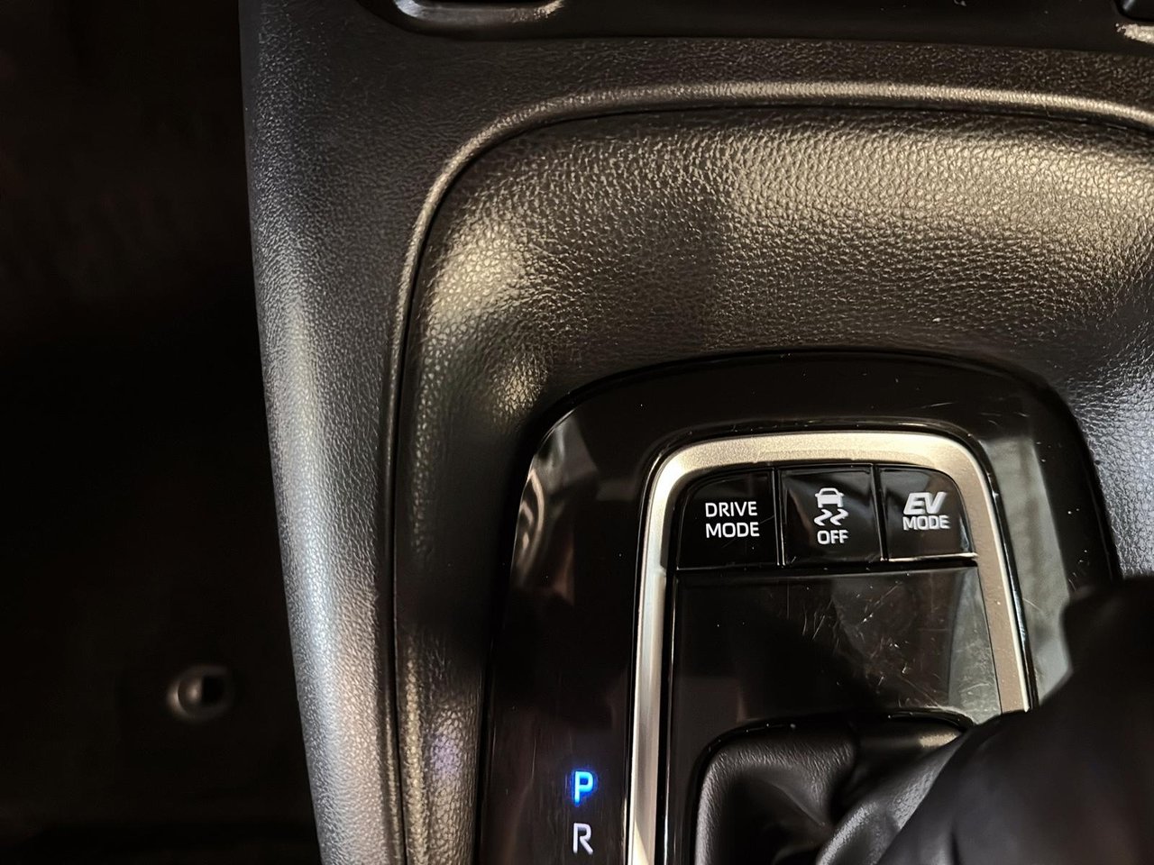 2024 Toyota Corolla LE HYBRID AWD-15