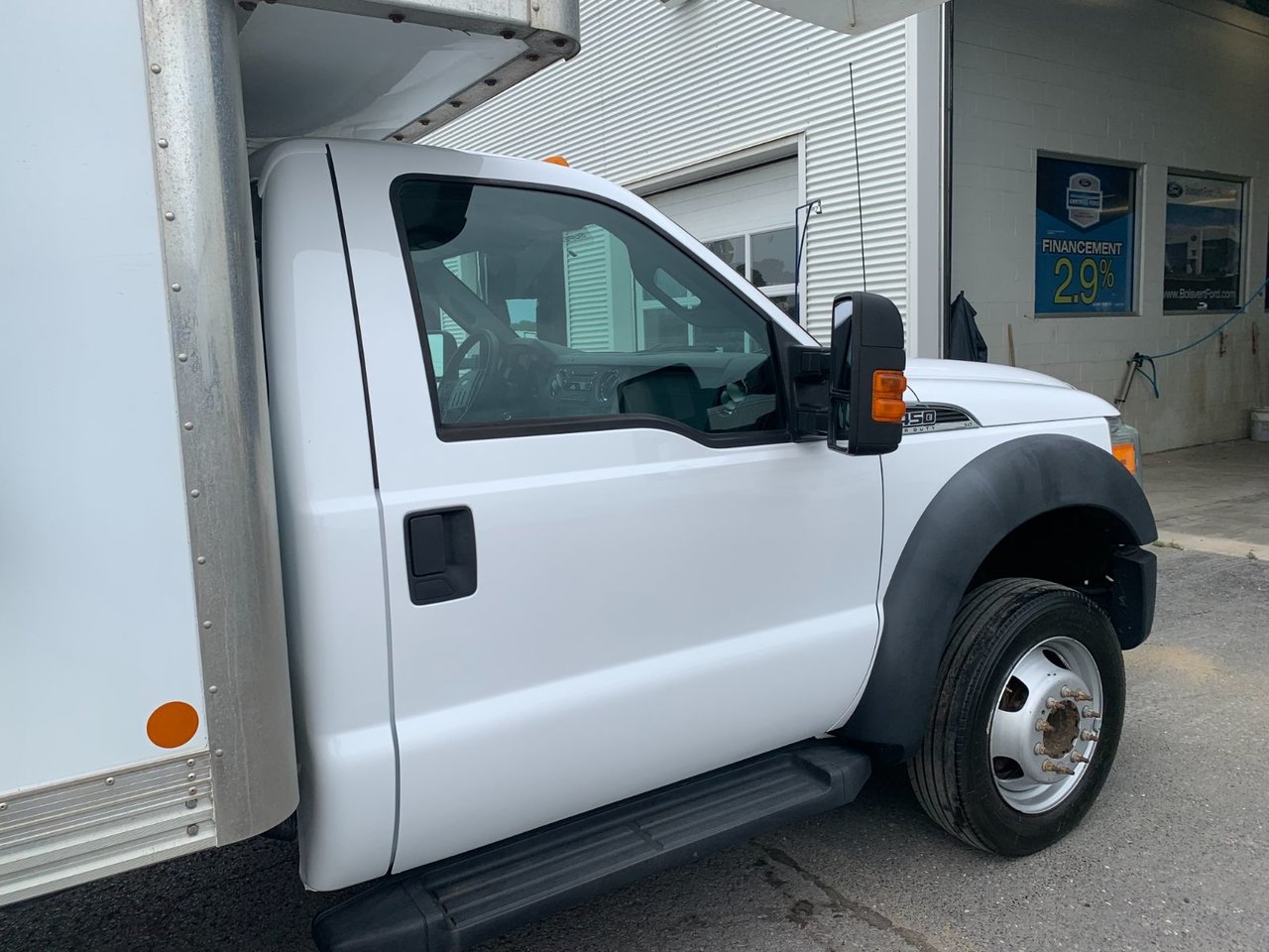 2011 Ford Super Duty F-450 DRW CUBE NACELLE