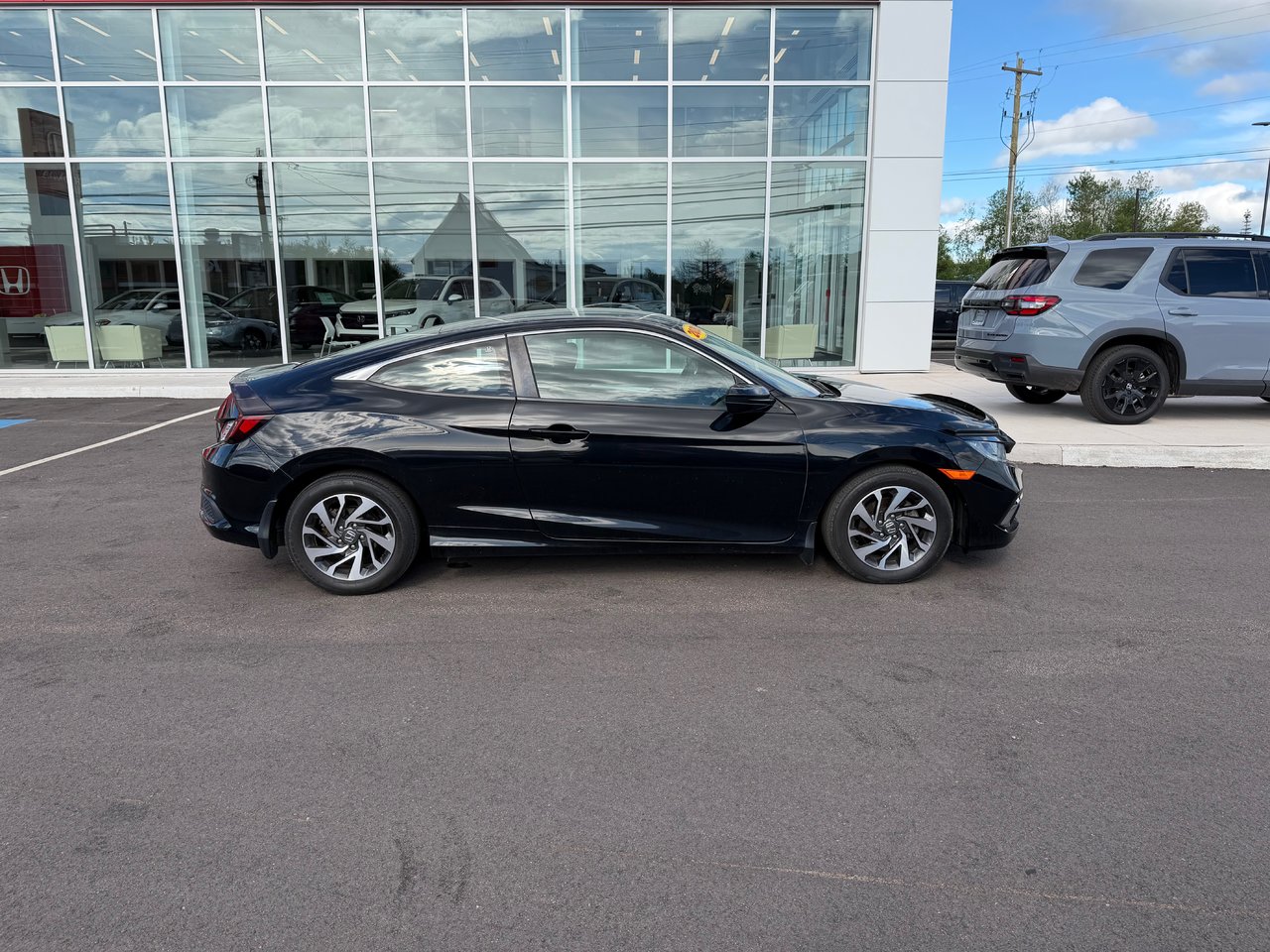 2020 Honda Civic LX Coupe FWD