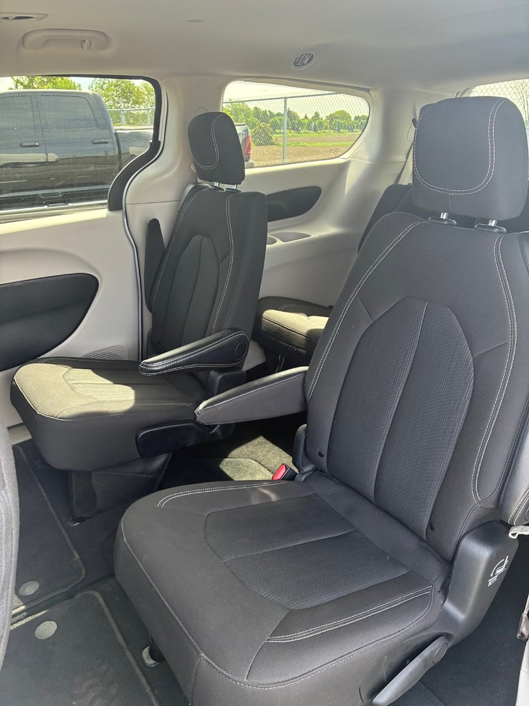 Chrysler Grand Caravan SXT 2024-10