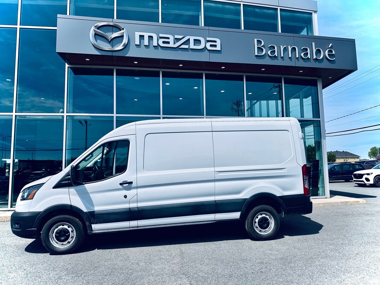 Ford Transit Cargo Van T-250 cargo 148'' 2025-2