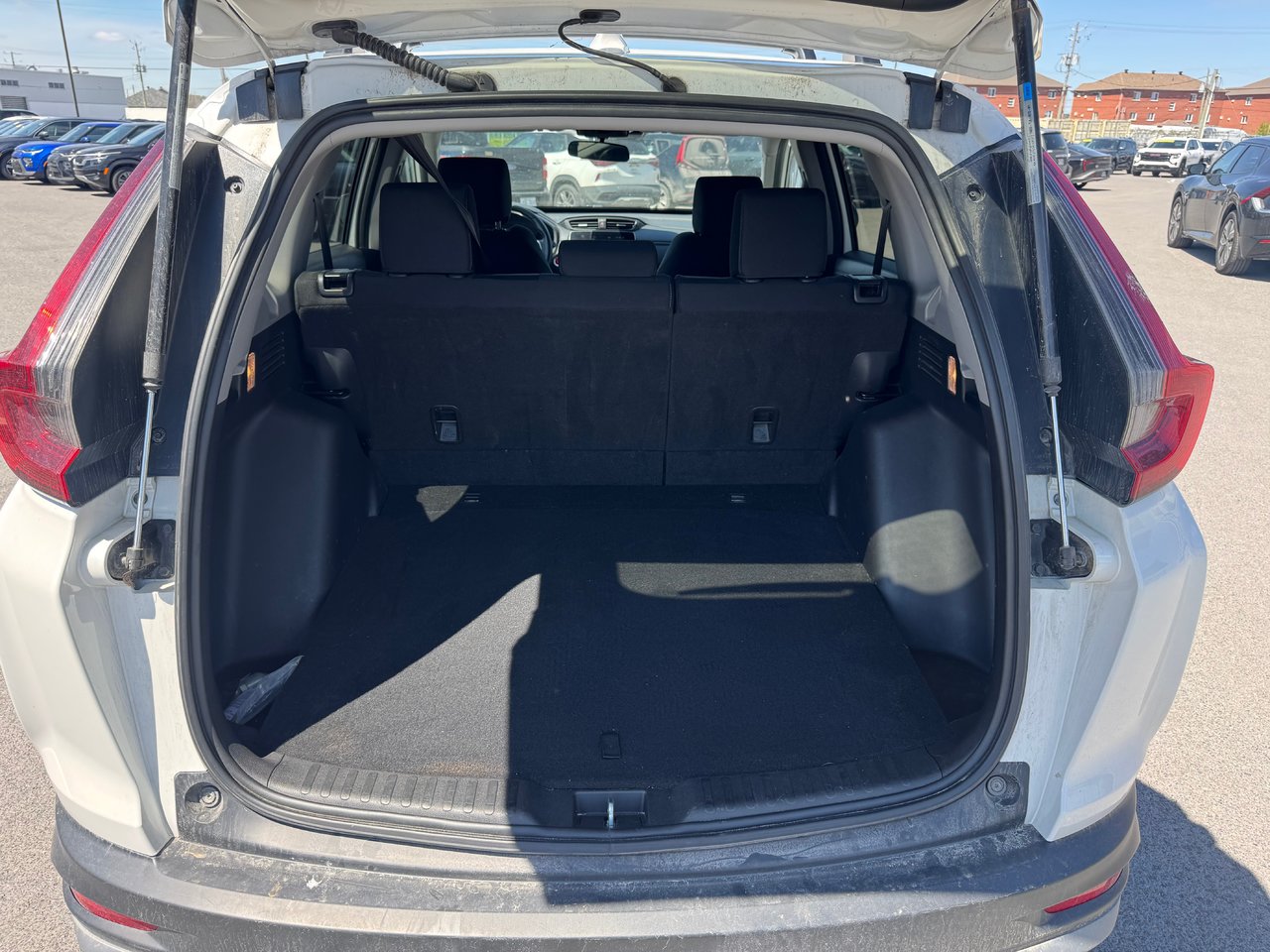 Honda CR-V LX 2021-10