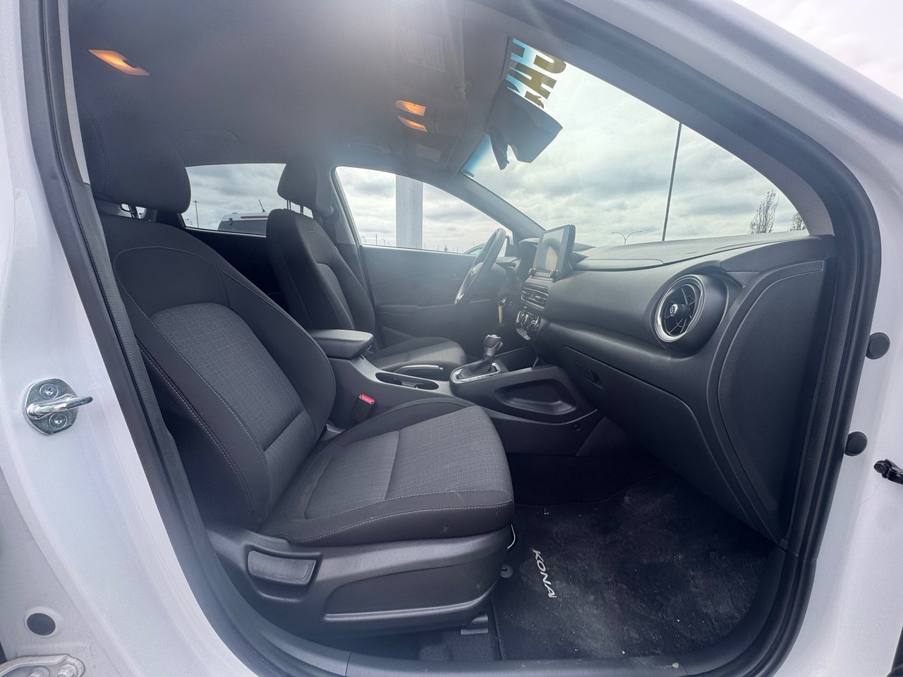 2023 Hyundai Kona Essential-7