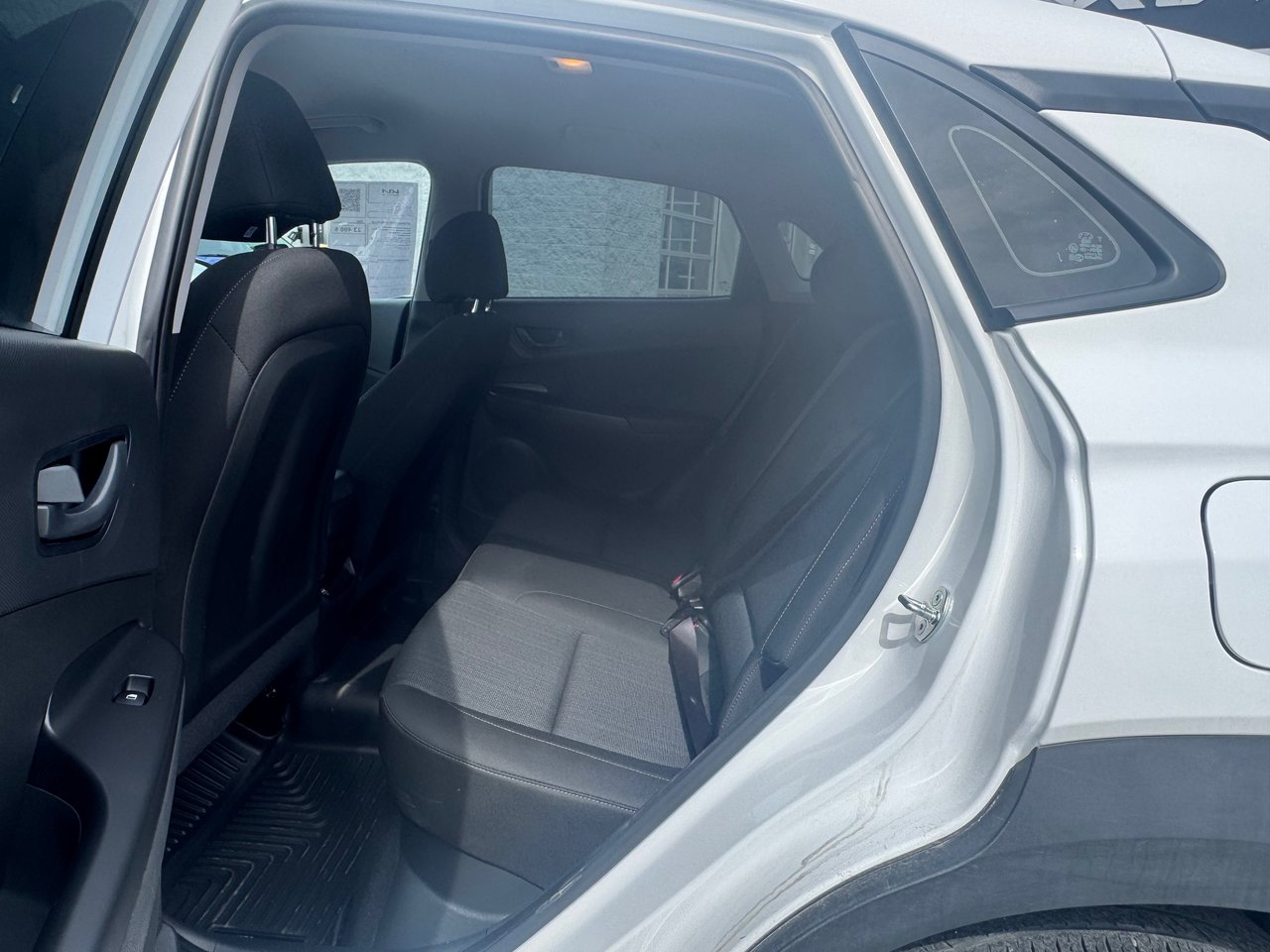 2023 Hyundai Kona Essential-8