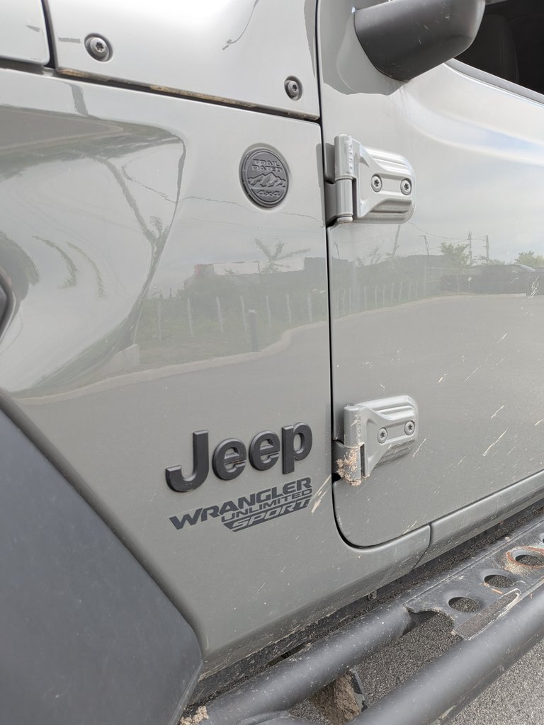 Jeep Wrangler Unlimited Sport 2021-5