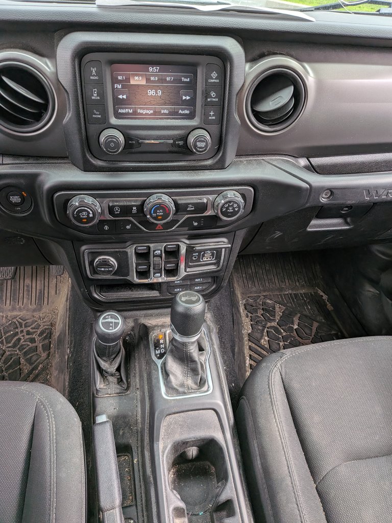 Jeep Wrangler Unlimited Sport 2021-8