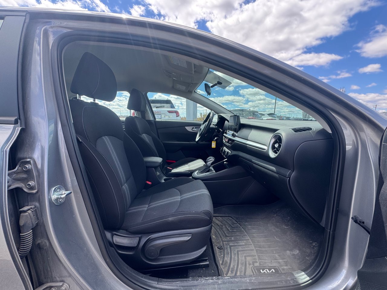 Kia Forte LX 2023-7