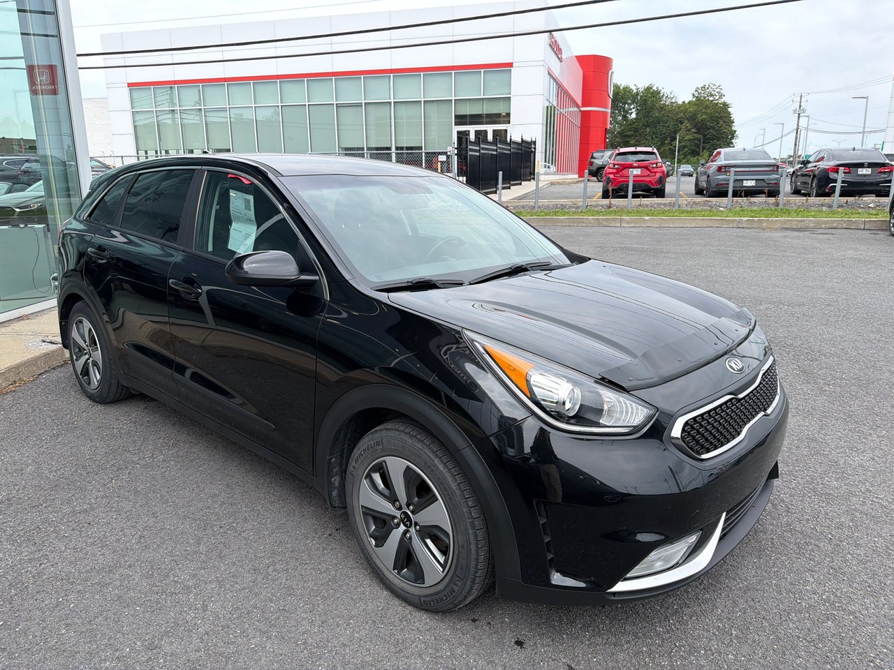 2019 Kia Niro L-2