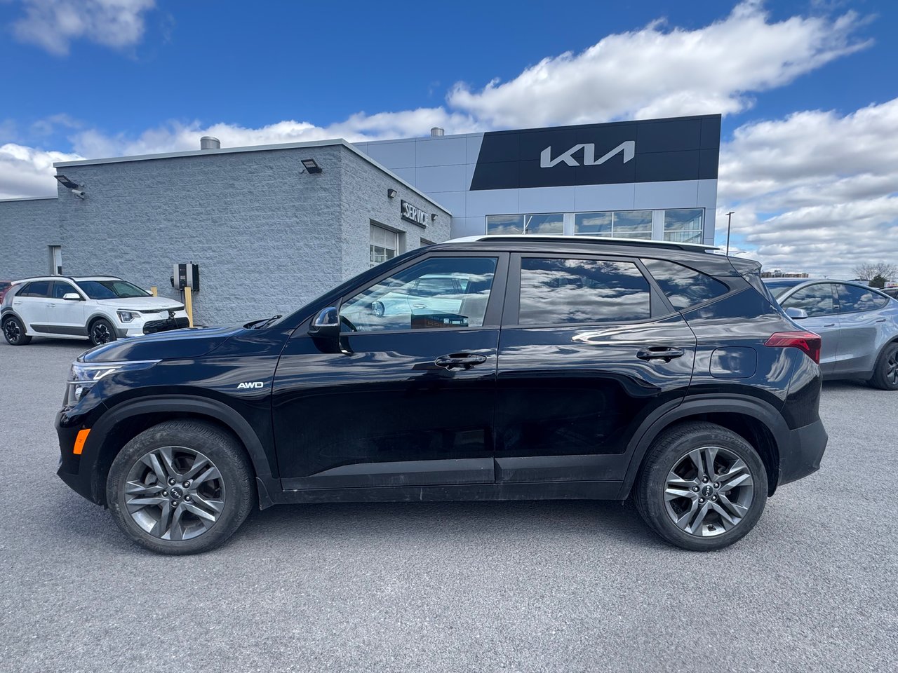 2022 Kia Seltos LX-4