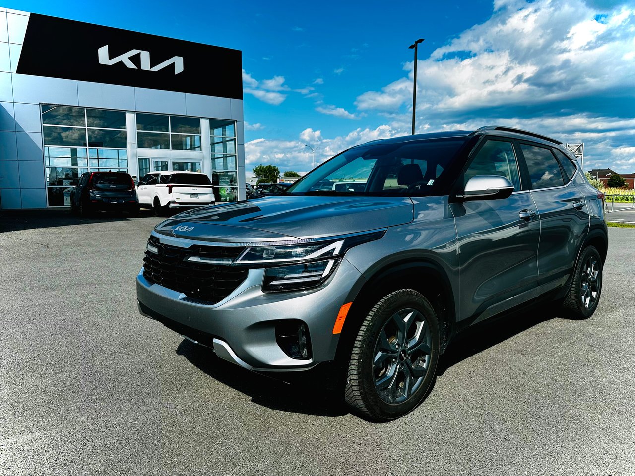 2025 Kia Seltos EX-0