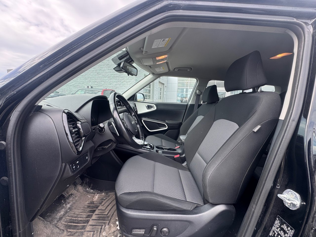 2022 Kia Soul EV EV Premium-7