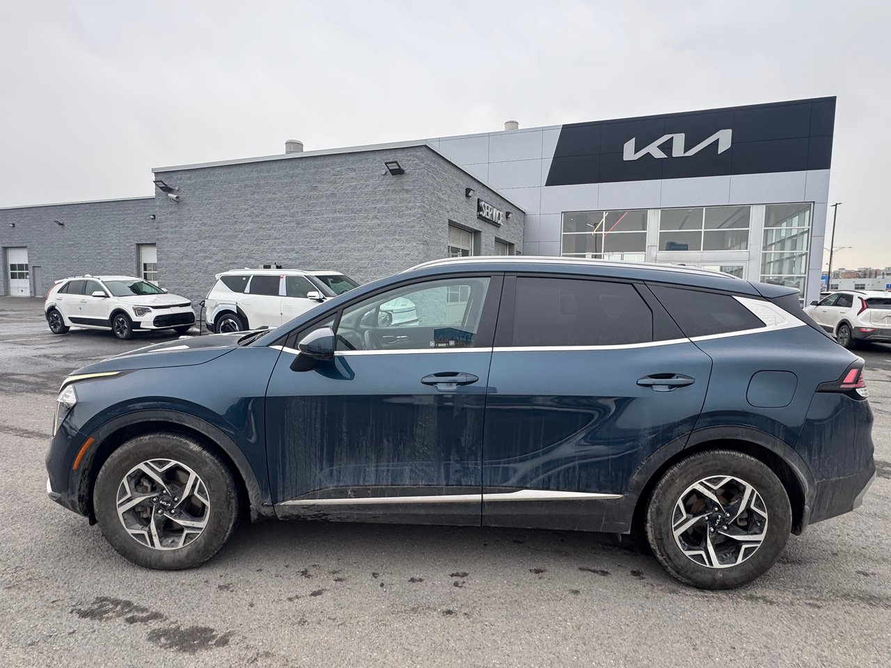 2023 Kia Sportage LX-4