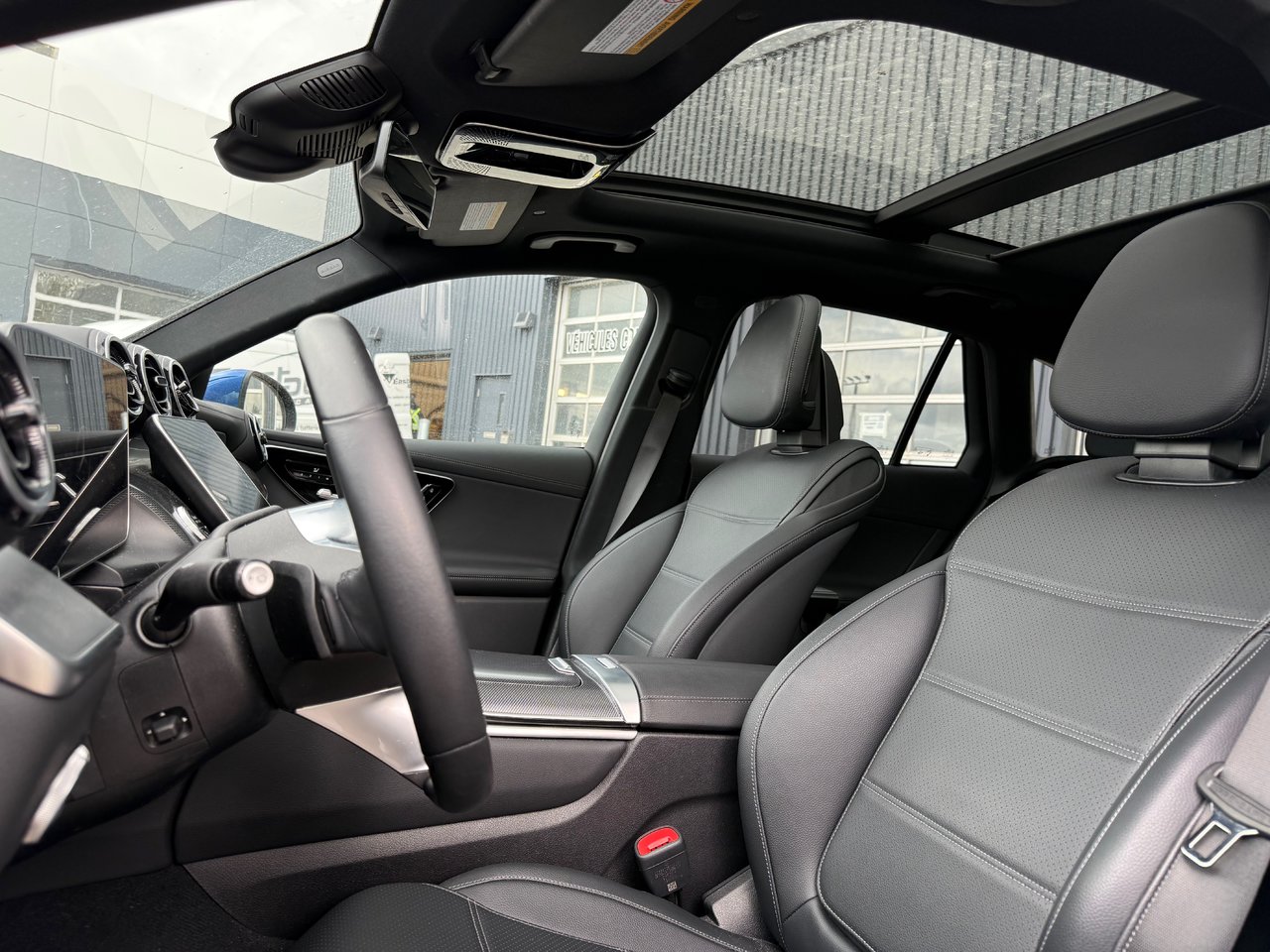 2024 Mercedes-Benz GLC 300-10