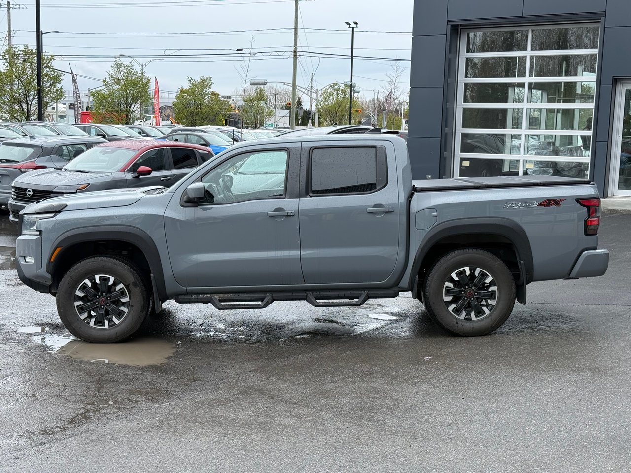 2022 Nissan Frontier PRO-4X-9