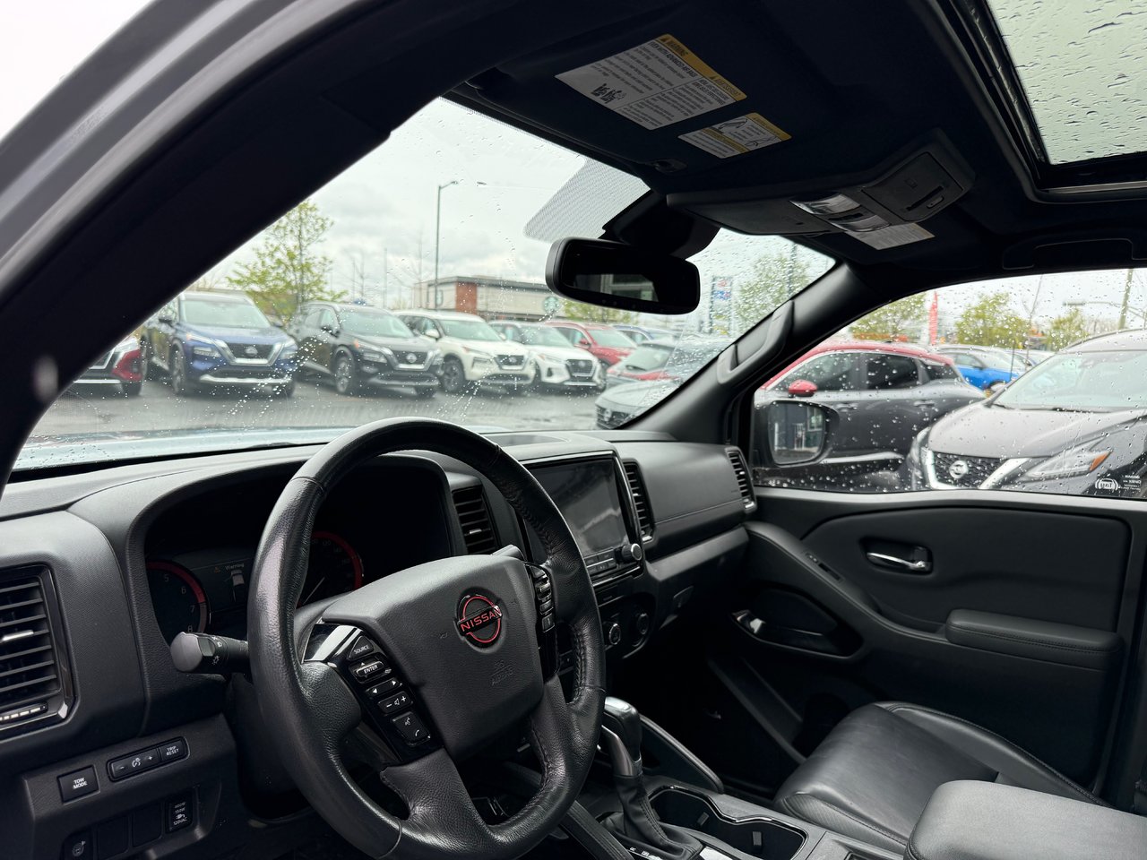 2022 Nissan Frontier PRO-4X-10