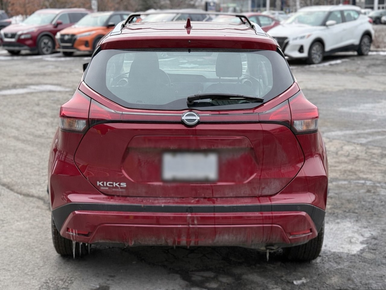 2025 Nissan Kicks Play SV-5