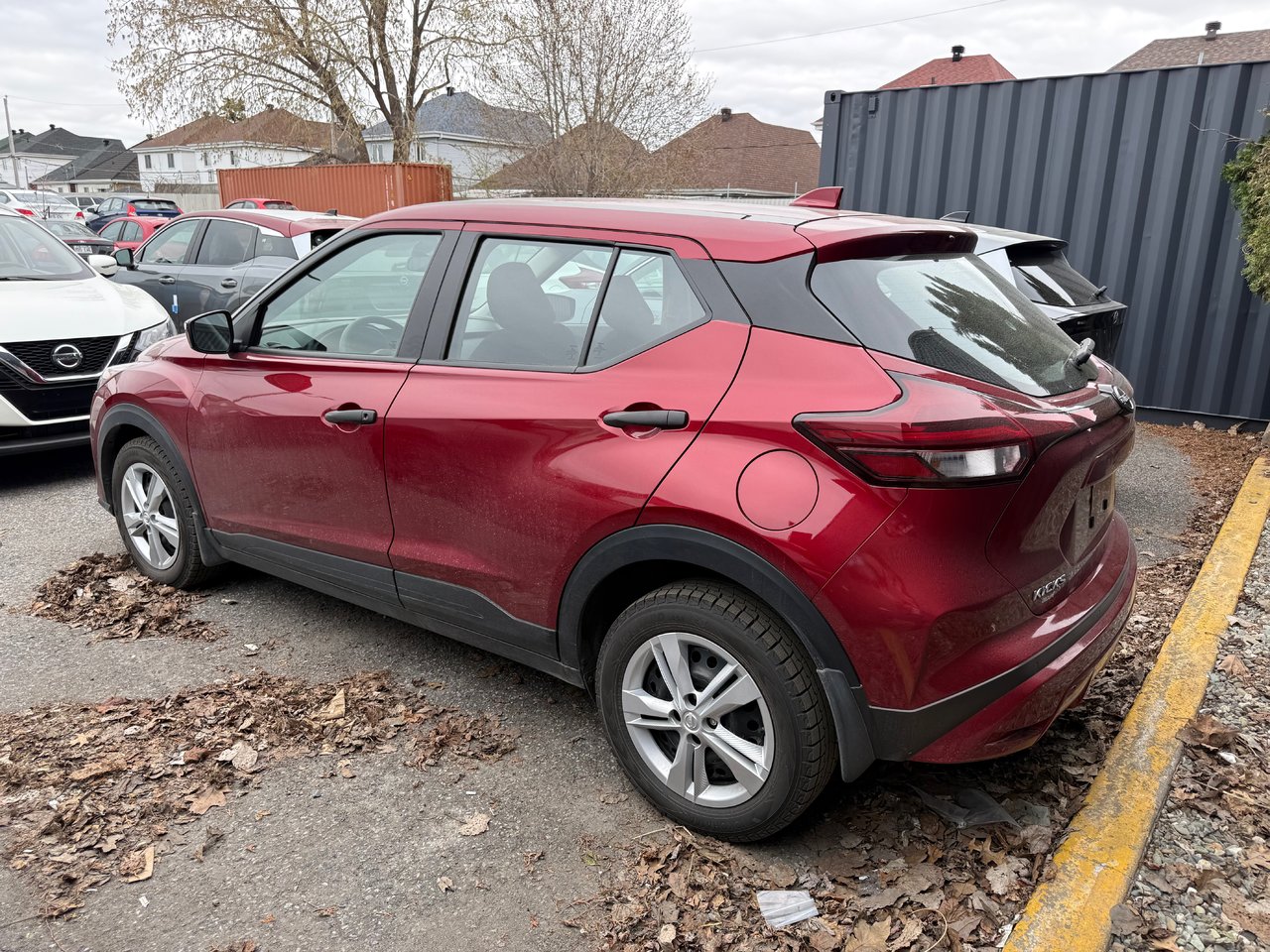 2025 Nissan Kicks Play S-3