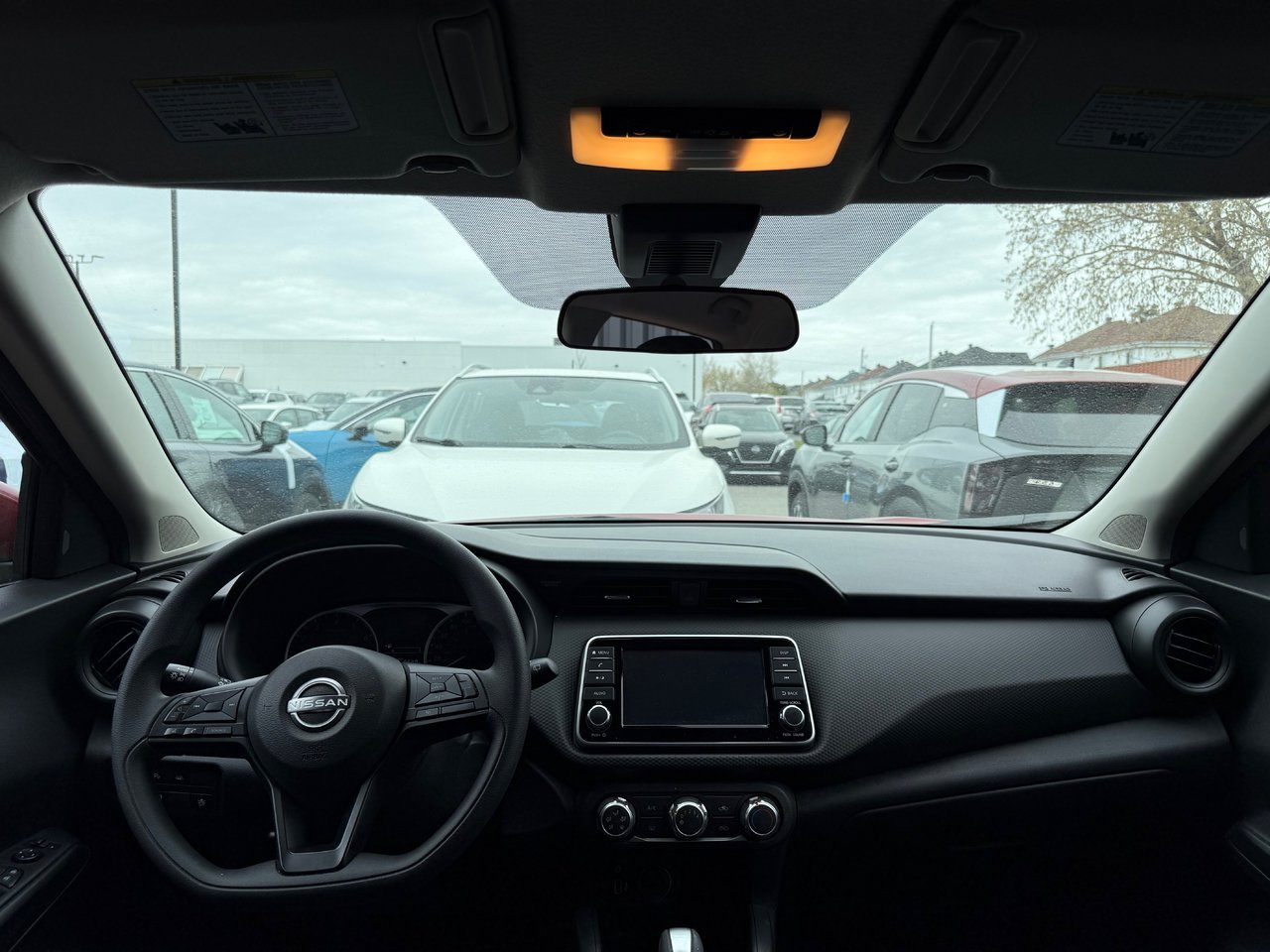 2025 Nissan Kicks Play S-8