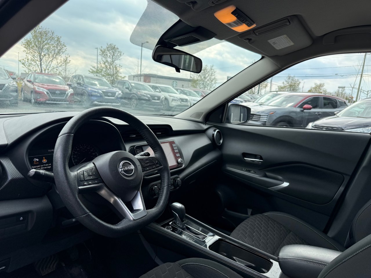 Nissan Kicks SV 2022-8