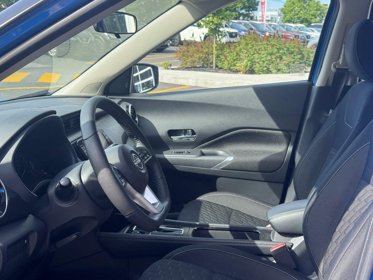 Nissan Kicks SV 2022-8