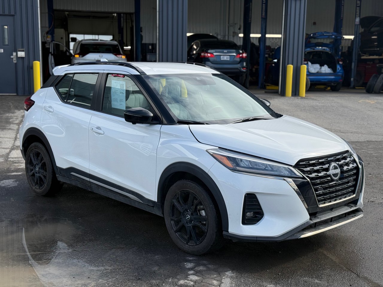 2024 Nissan Kicks SR-3