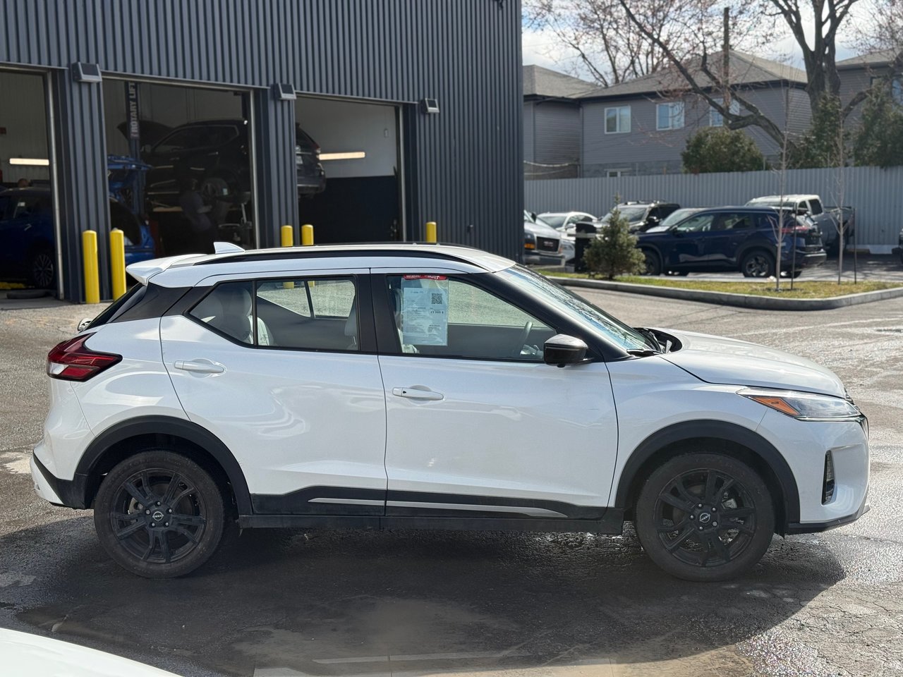 2024 Nissan Kicks SR-4