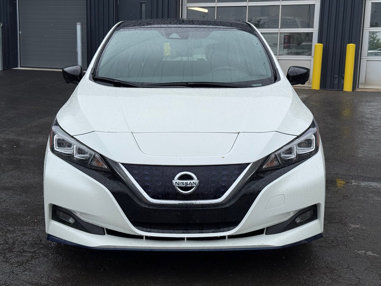Nissan LEAF SV 2022-2