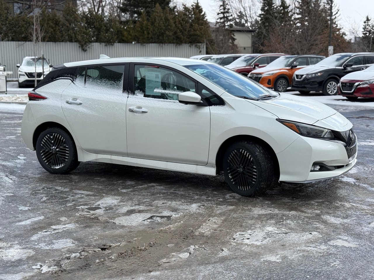 Nissan LEAF SV PLUS 2025-3