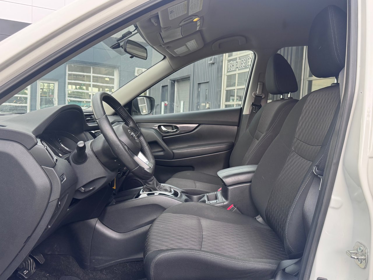 2020 Nissan Rogue S-9