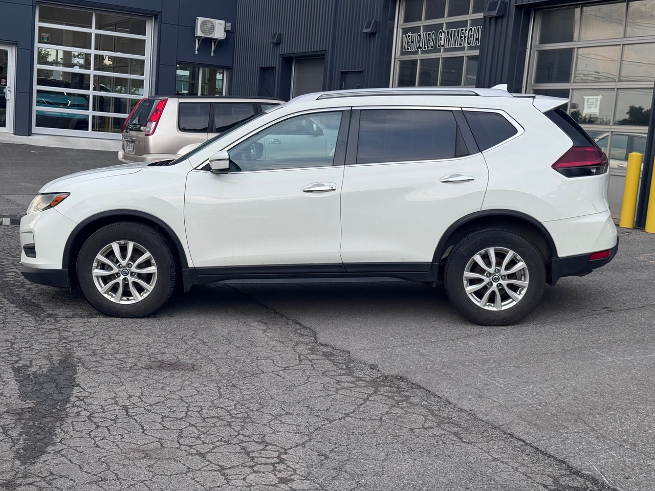 2020 Nissan Rogue S-6