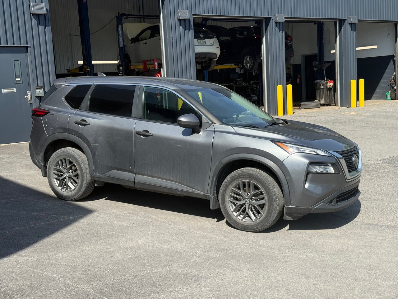 Nissan Rogue S 2021-3
