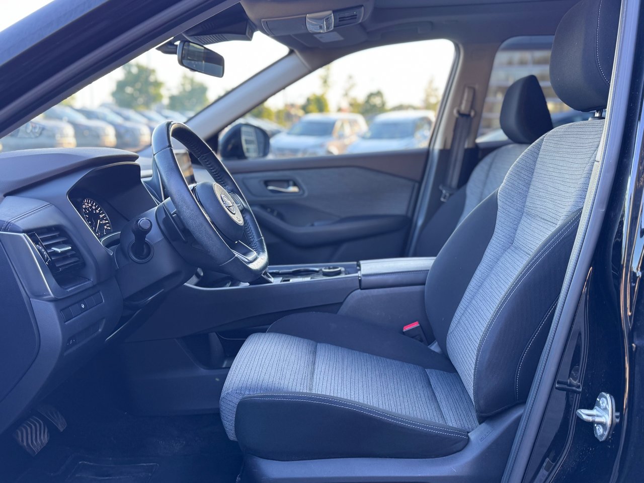 2022 Nissan Rogue SV AWD-7