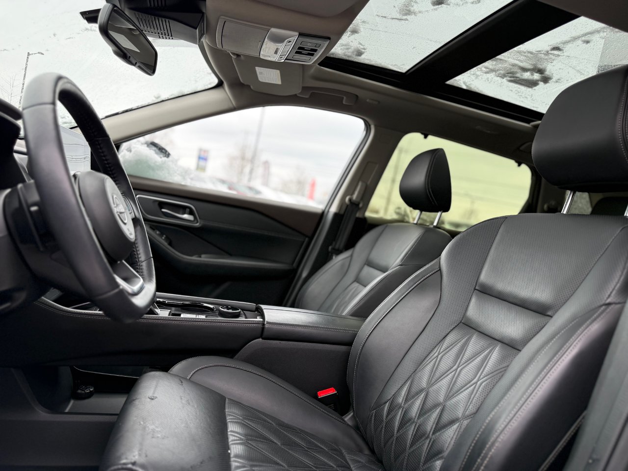 2023 Nissan Rogue Platinum-9