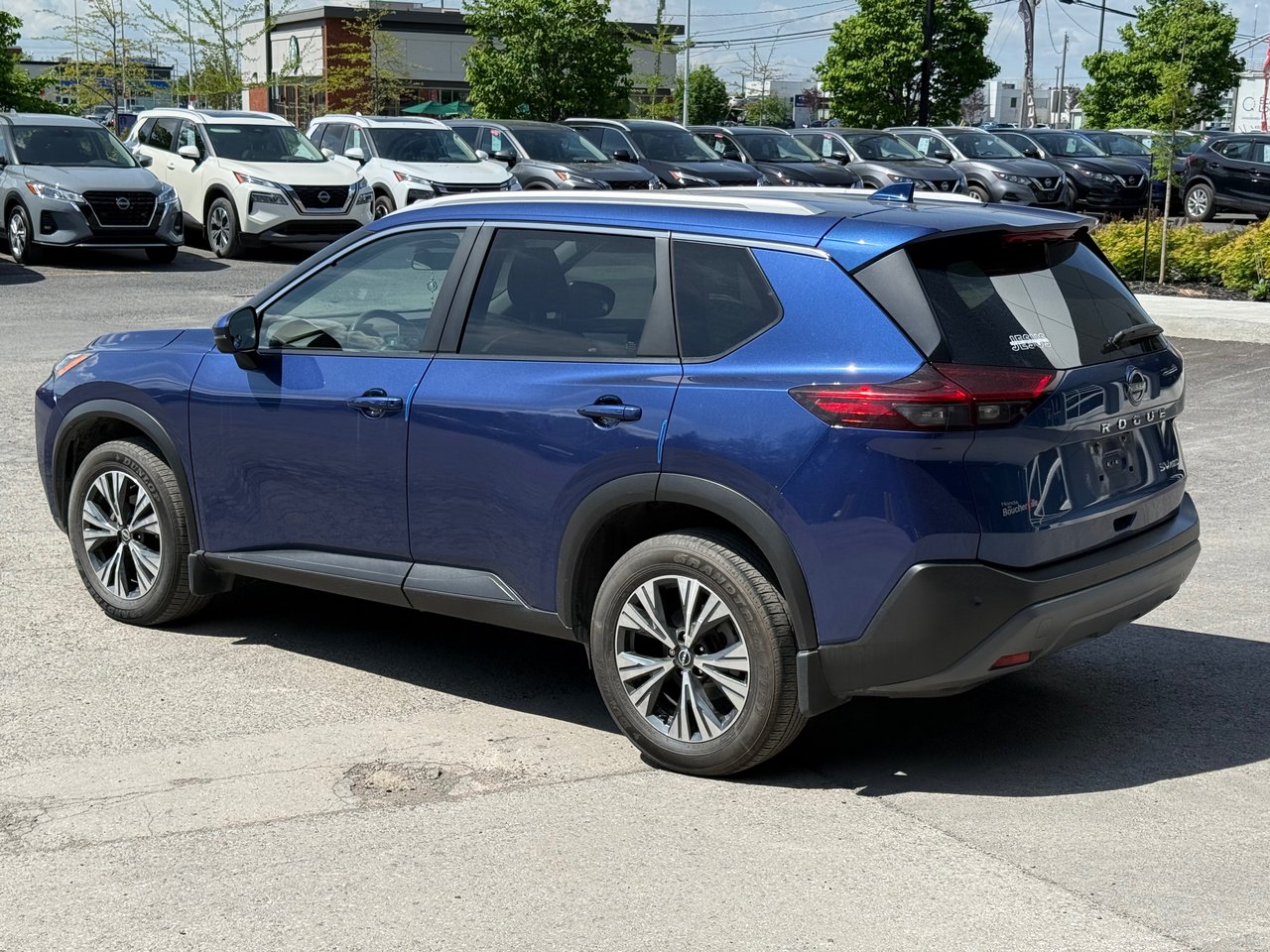 2023 Nissan Rogue SV AWD-7