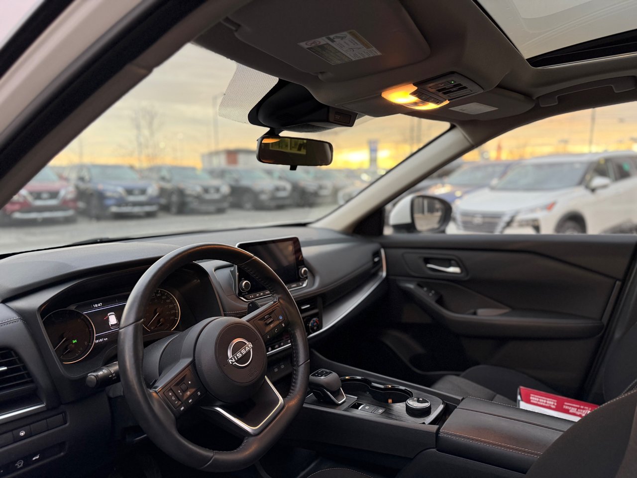 2024 Nissan Rogue SV AWD-8