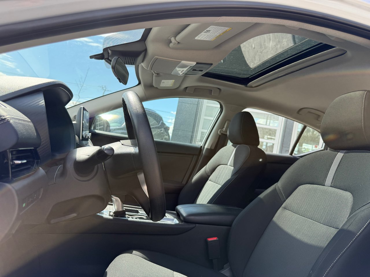 Nissan Sentra SV 2024-9