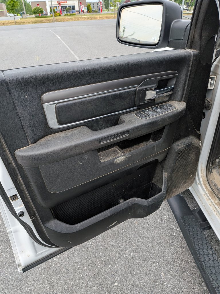 Ram 1500 Classic Warlock 2022-8