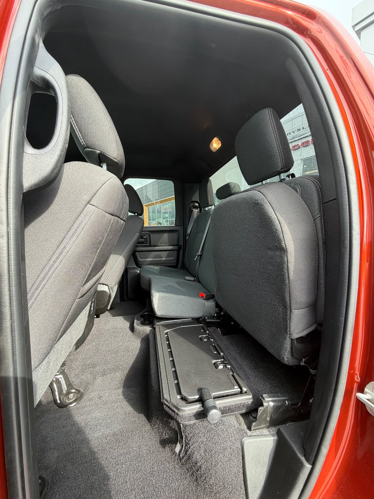 2023 Ram 1500 Classic Express-7