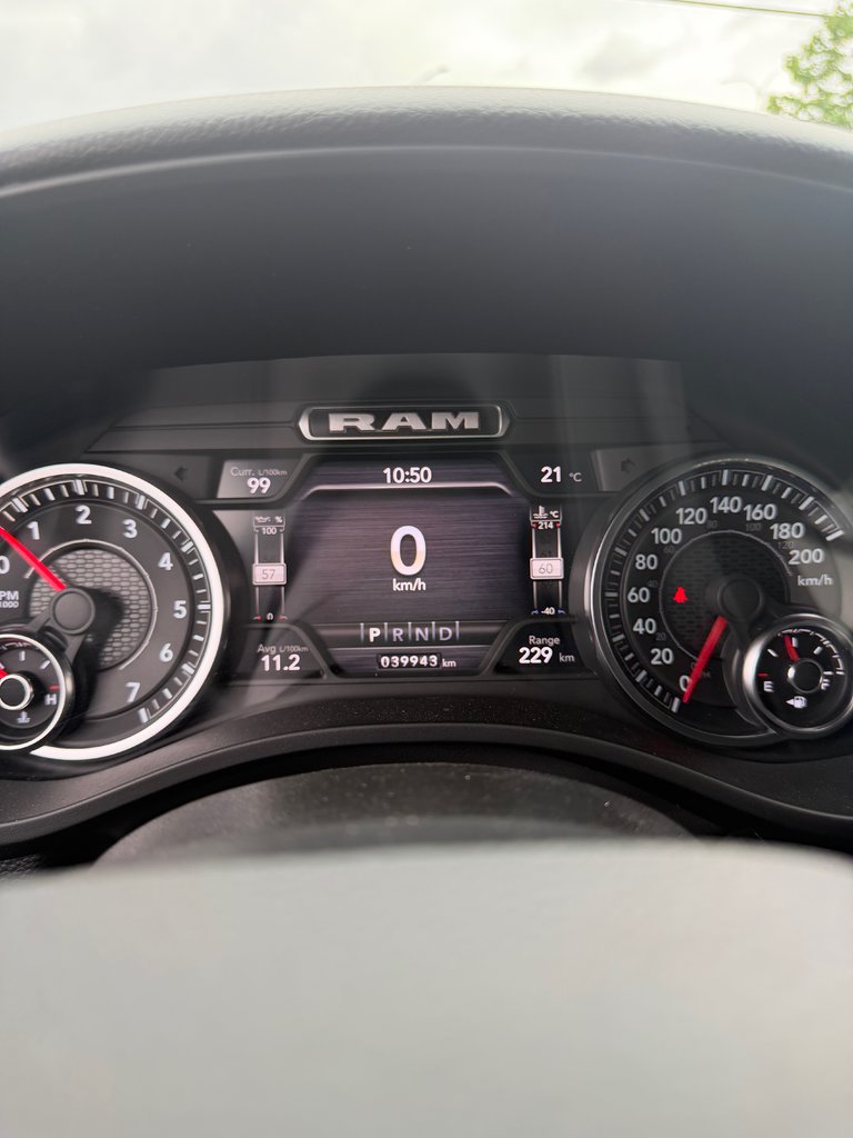 2022 Ram 1500 Big Horn-9