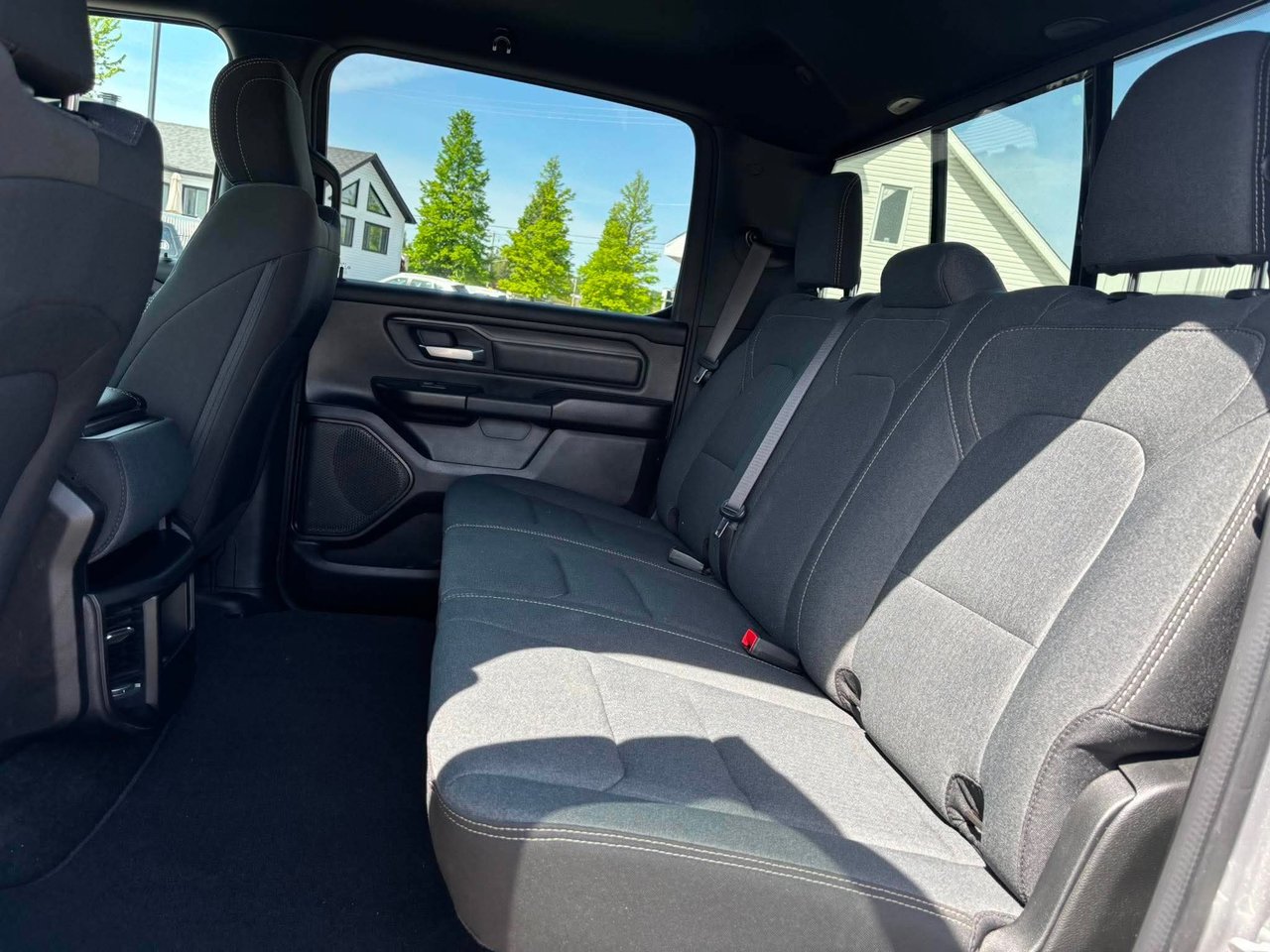 2023 Ram 1500 TRADESMAN-11
