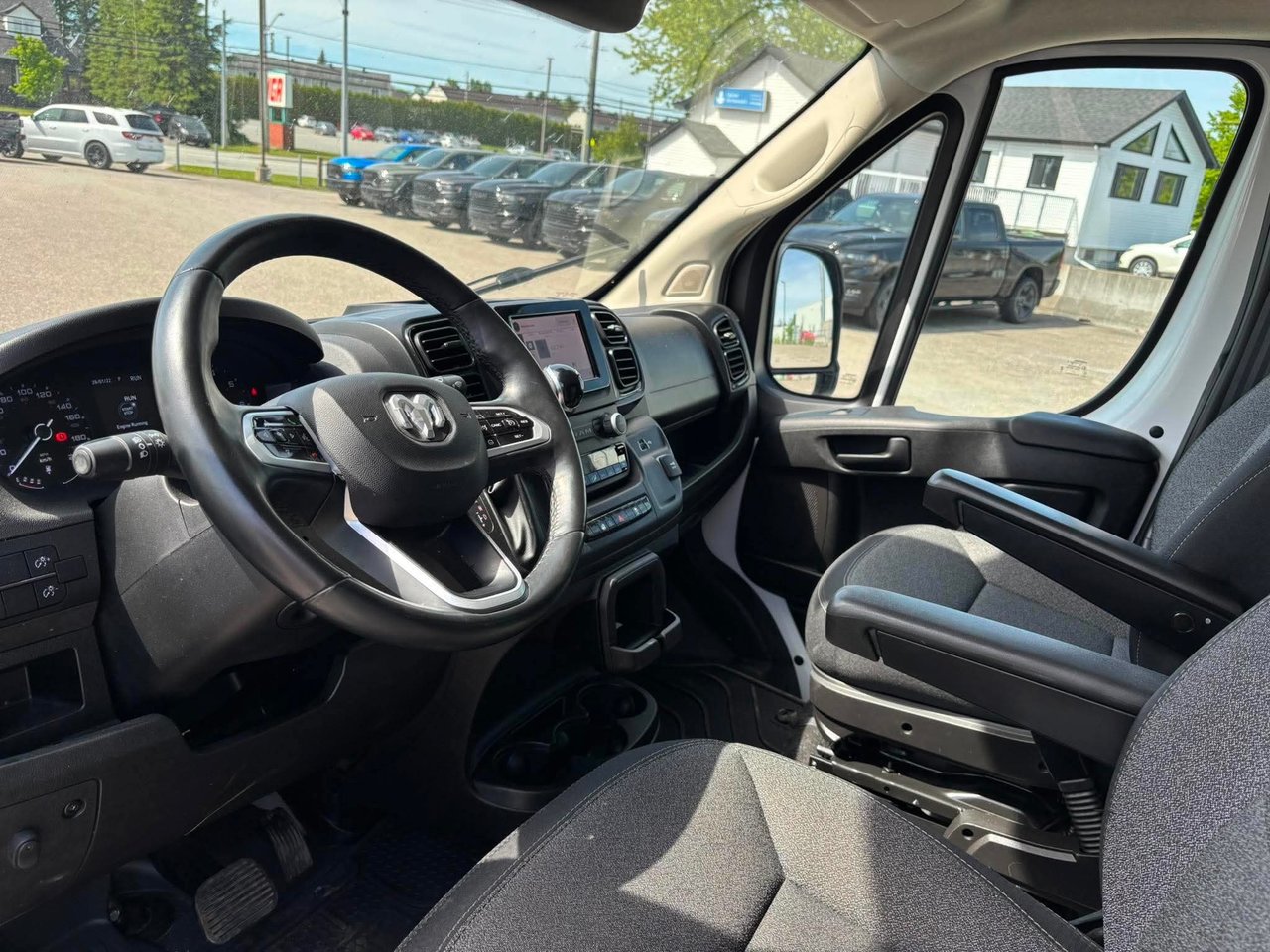 2024 Ram ProMaster Cargo Van TRADESMAN // 3500 // HIGH ROOF-7