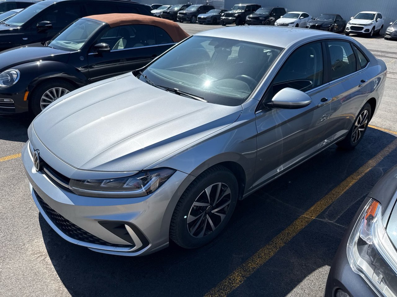 2025 Volkswagen Jetta Trendline-0