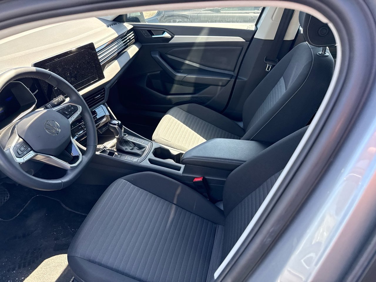 2025 Volkswagen Jetta Trendline-6