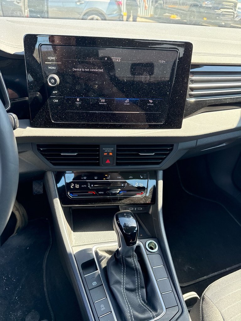 2025 Volkswagen Jetta Trendline-4