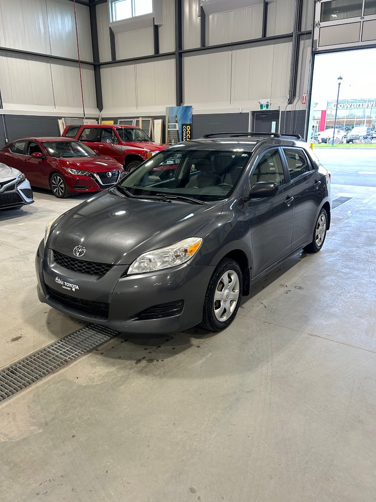 Used 2010 Toyota Matrix with 128,348 km for sale at Otogo