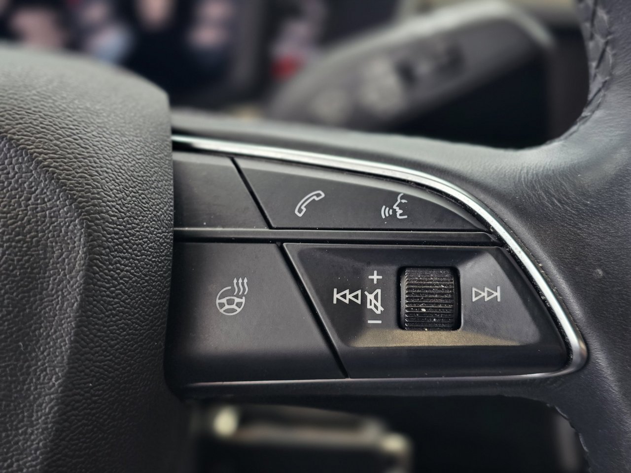 2021 Audi Q3 Komfort QUATTRO | TOIT PANO | CUIR | CAM | 8 PNEUS Komfort QUATTRO | TOIT PANO | CUIR | CAM | 8 PNEUS