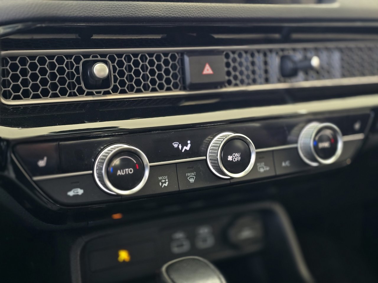 2022 Honda Civic Touring TOIT | NAV | CUIR | CARPLAY | DÉMARREUR Touring TOIT | NAV | CUIR | CARPLAY | DÉMARREUR