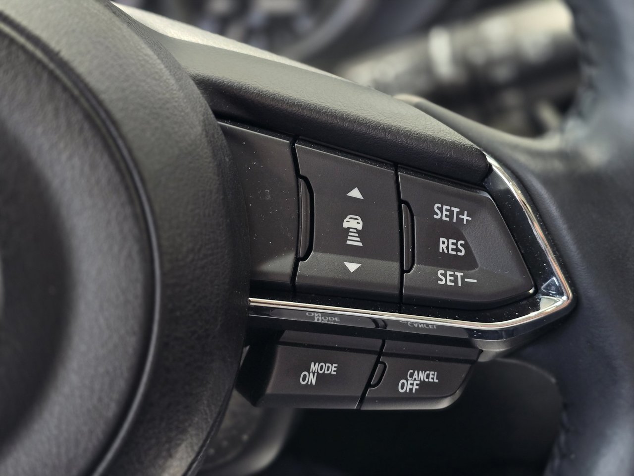 Mazda CX-5 GT AWD | TOIT | CUIR | CAMÉRA | 8 PNEUS | BAS KM!! 2019 GT AWD | TOIT | CUIR | CAMÉRA | 8 PNEUS | BAS KM!!