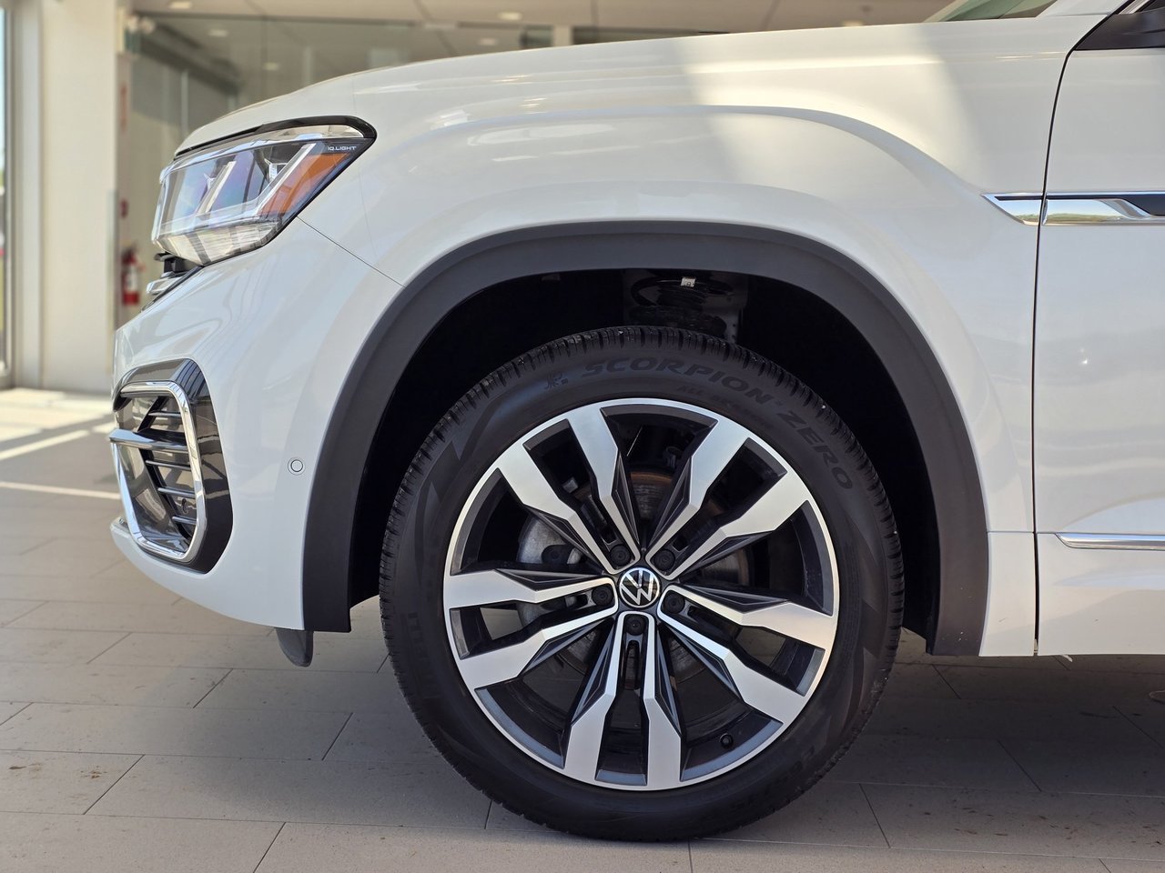 2022 Volkswagen Atlas Execline R-LINE | PANO | CUIR | NAV | DÉMARREUR Execline R-LINE | PANO | CUIR | NAV | DÉMARREUR