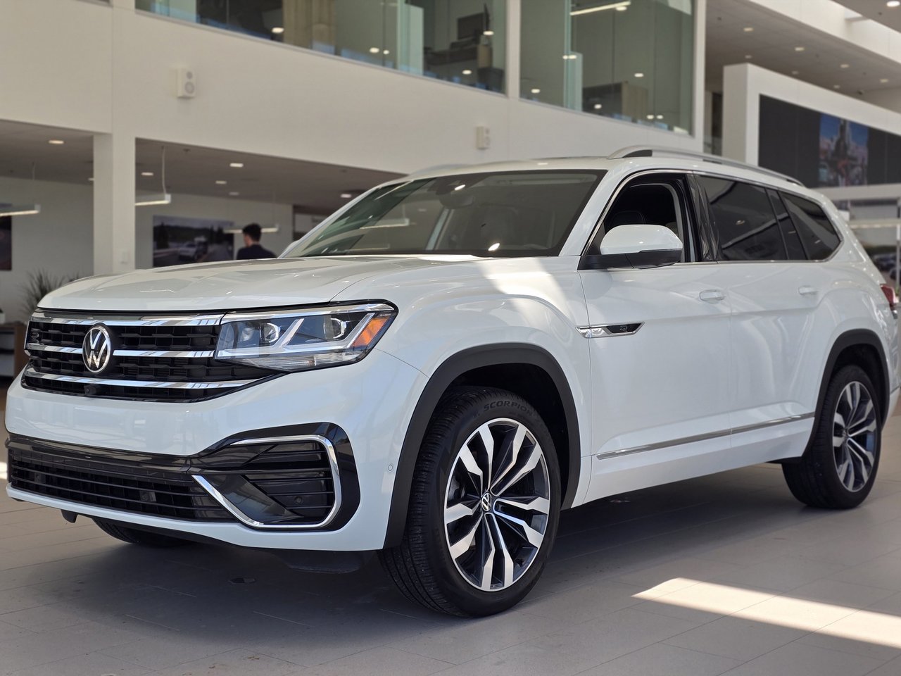 2022 Volkswagen Atlas Execline R-LINE | PANO | CUIR | NAV | DÉMARREUR Execline R-LINE | PANO | CUIR | NAV | DÉMARREUR